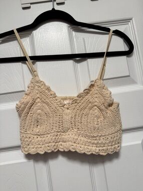 Crochet Scallop Bralette - Cream